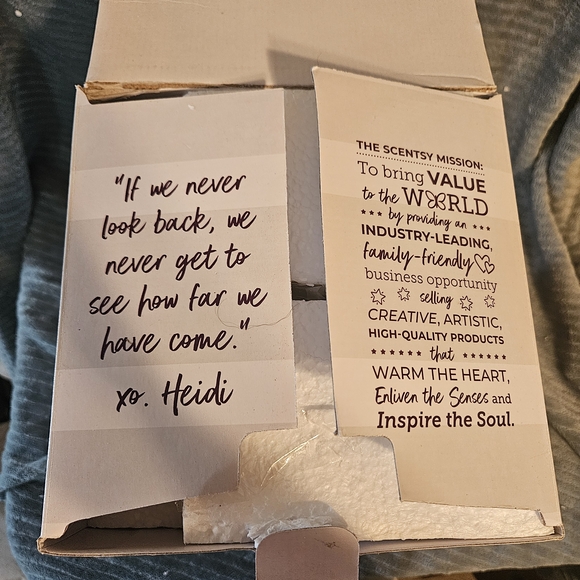 Scentsy Tree Tops Glisten Warmer - Picture 6 of 7